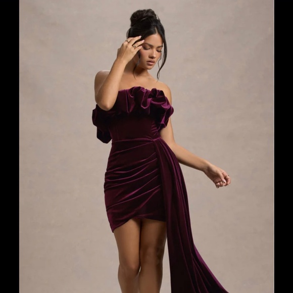 Strapless Ruffle Velvet Mini Dress - Club L London - Picture 2 of 6